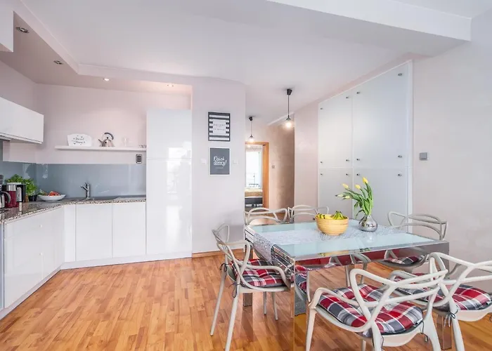 Nadmorskie - Portowe Apartman *